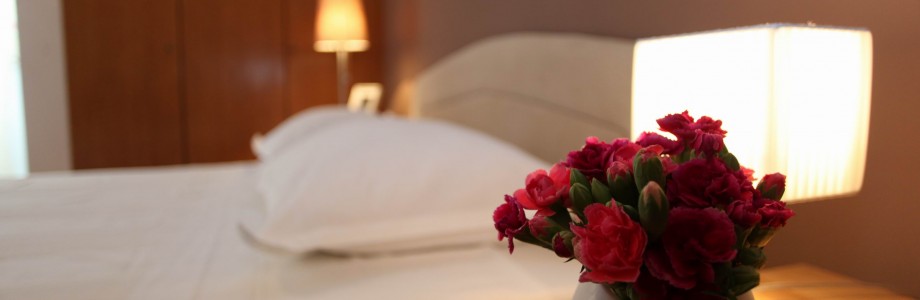 Bed & Flowers
